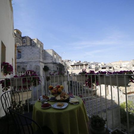 Alla Dimora Di Chiara Suite And Rooms Матера Экстерьер фото