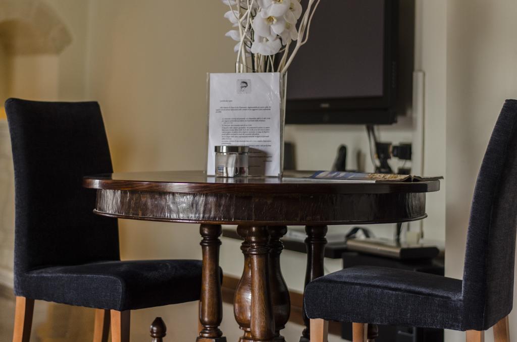 Alla Dimora Di Chiara Suite And Rooms Матера Экстерьер фото
