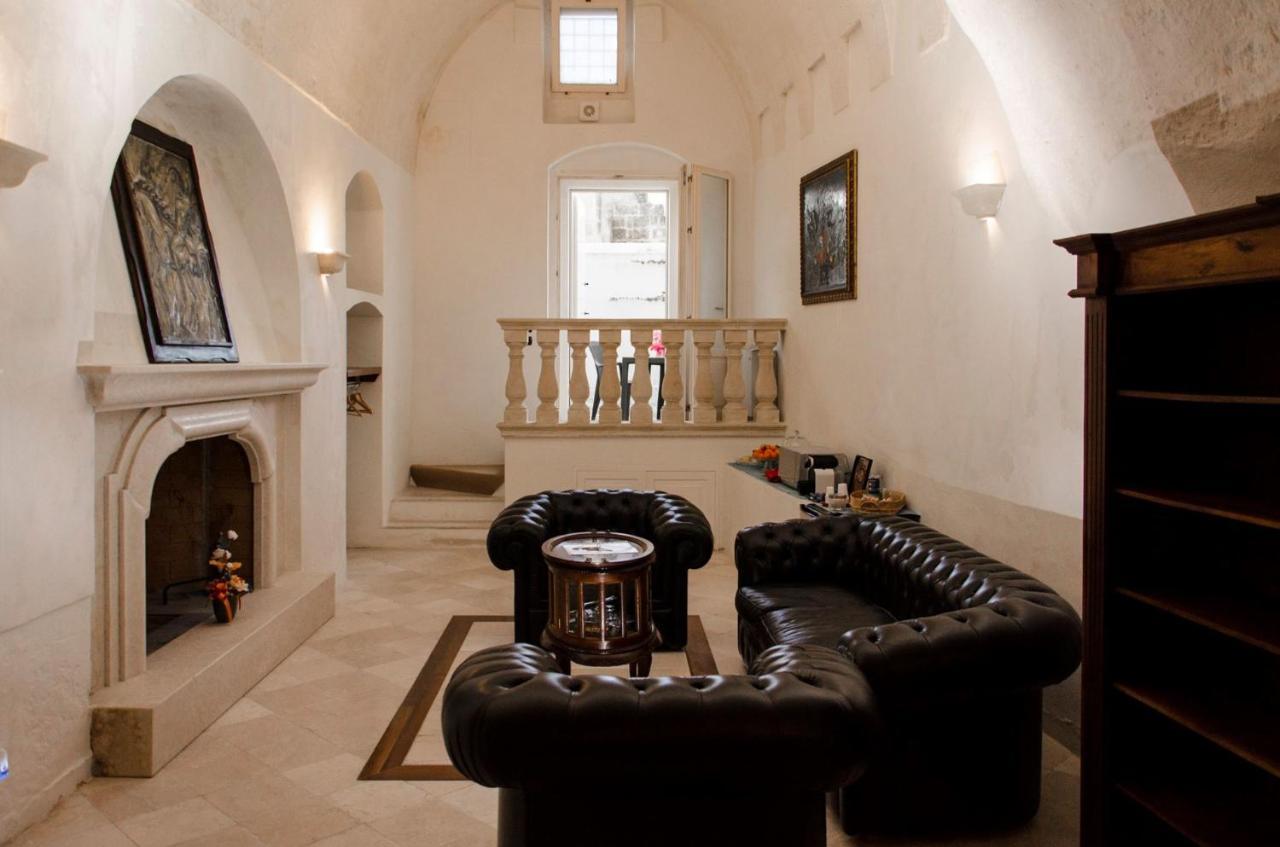 Alla Dimora Di Chiara Suite And Rooms Матера Экстерьер фото